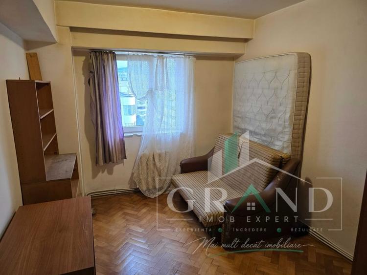 Apartament cu 3 camere decomandat, mobilat în Mărăști