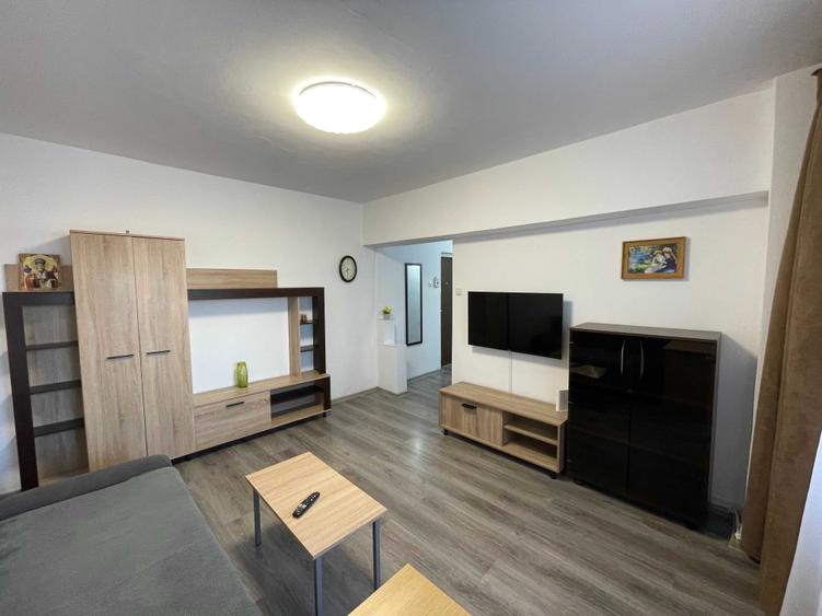 Apartament cu 2 camere decomandat în Ultracentral