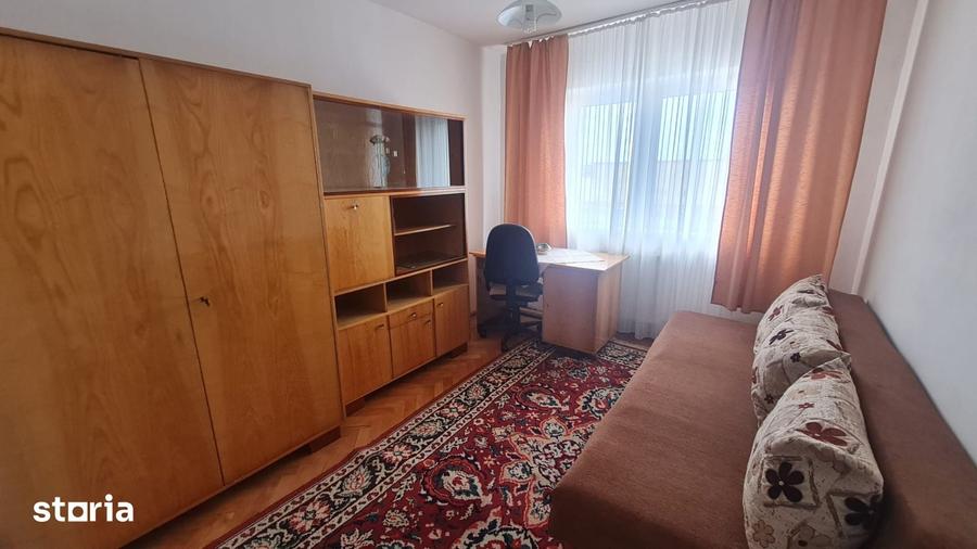 Apartament 3 camere zona Strand - 2