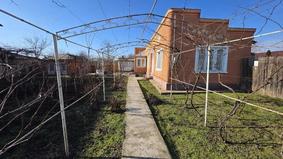 Casa + teren de vanzare, Com. Tudor Vladimirescu, Jud. Galati - 6