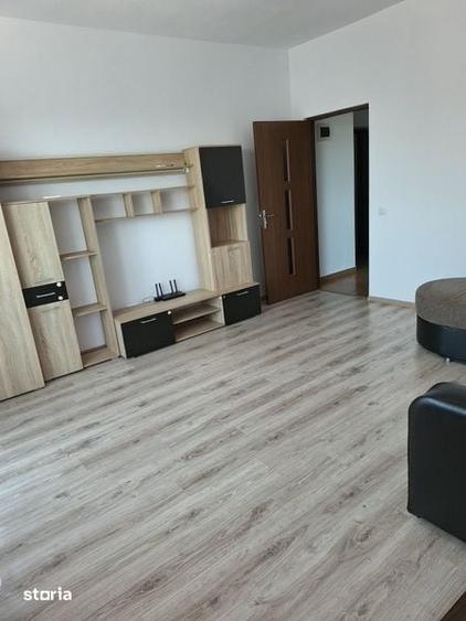 Inchiriez aparatamnet cu 2 camere, metrou Dimitrie Leonida,sect 4. - 2