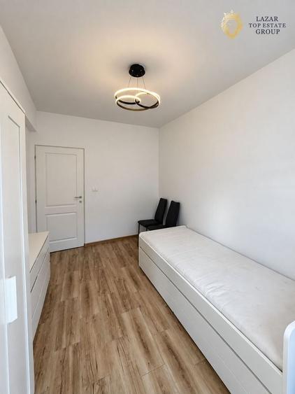 Apartament cu 3 camere semidecomandat, mobilat în Alfa