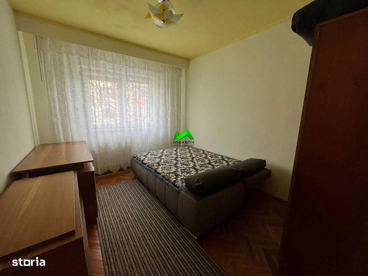 Apartament cu 3 camere decomandat în Turnișor
