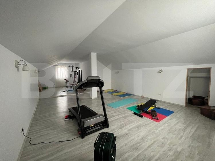 Casă individuală cu 5 camere cu Canalizare în Exterior Est