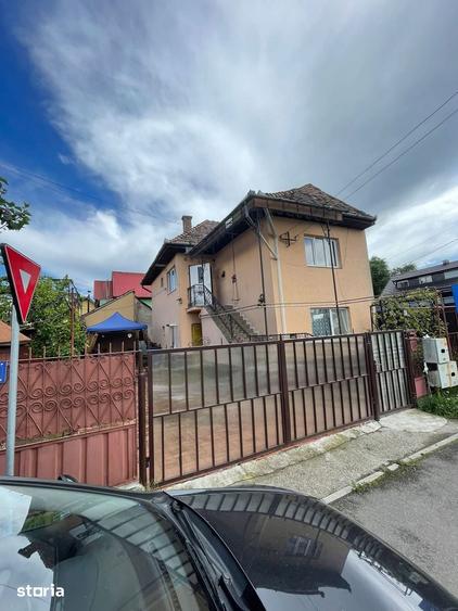 Casă cu 3 camere decomandat cu Teren 380 Mp în Sângeorgiu de Mureș