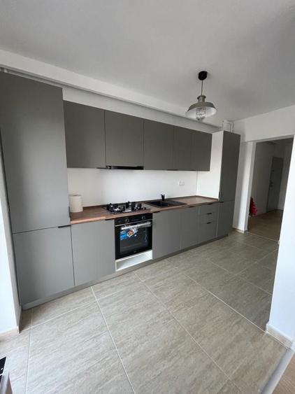 Apartament cu 2 camere decomandat în Tunari