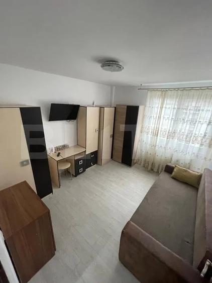 Apartament cu 2 camere decomandat, mobilat în Central