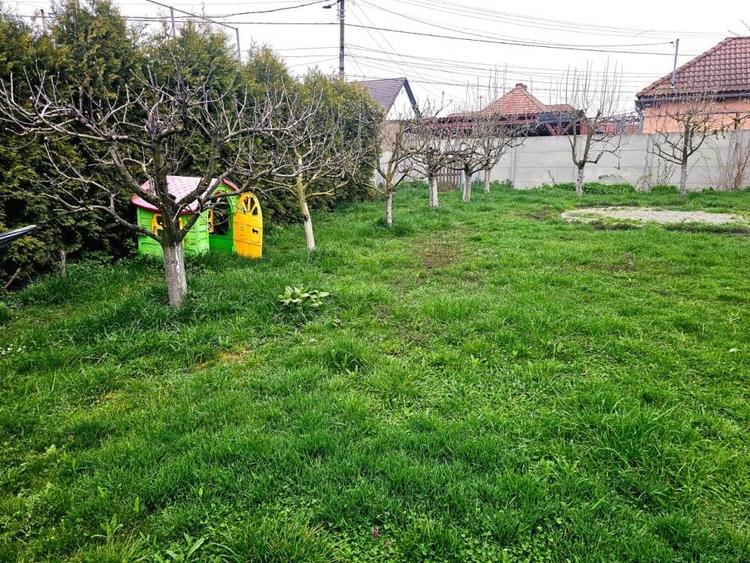 Teren Construcții intravilan de 360 mp, în Calea Poplăcii