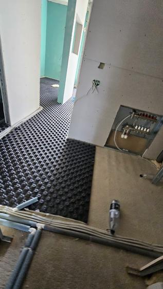 Apartament cu 2 camere decomandat în Dobroești