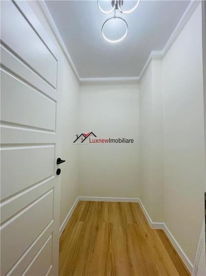 Apartament cu 2 camere semidecomandat, mobilat în Florești