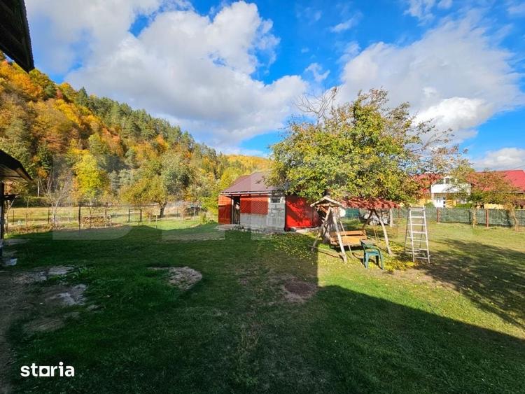 Casă cu 7 camere cu Teren 2727 Mp în Vidra