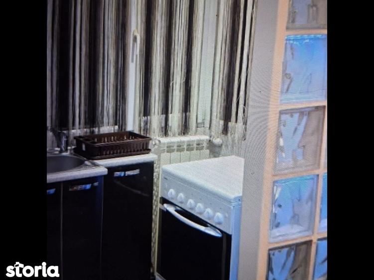 Apartament cu 2 camere semidecomandat în Pantelimon