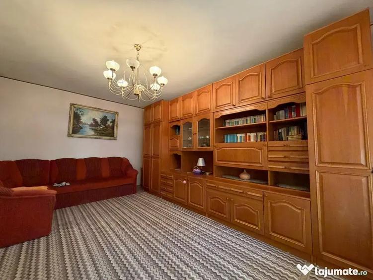 Apartament cu 2 camere decomandat în Obor