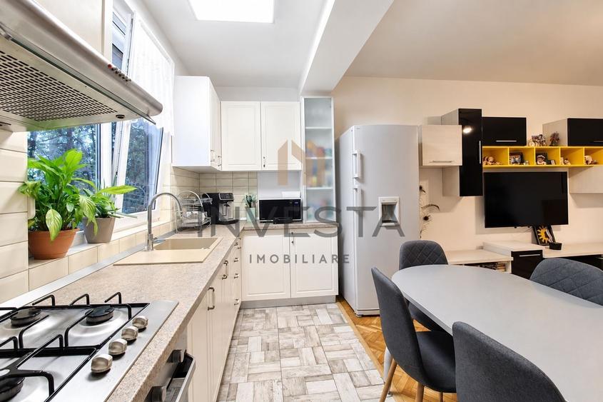 Apartament cu 3 camere semidecomandat, mobilat în Plopilor
