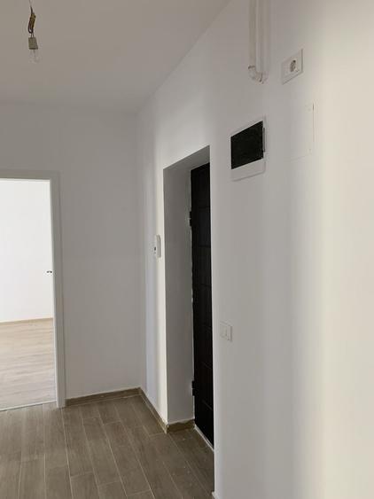 Apartament cu 2 camere decomandat în Berceni