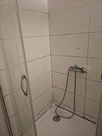 Garsonieră decomandată în Brâncoveanu