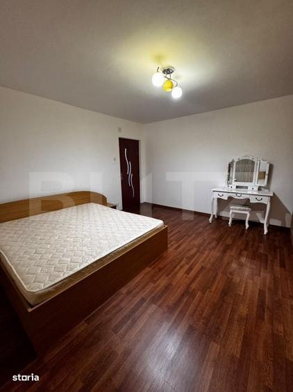 Apartament cu 3 camere decomandat în Viișoara