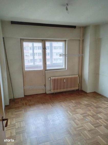 Apartament cu 3 camere în Vitan