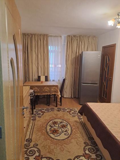 Apartament cu 2 camere semidecomandat în Dărmănești