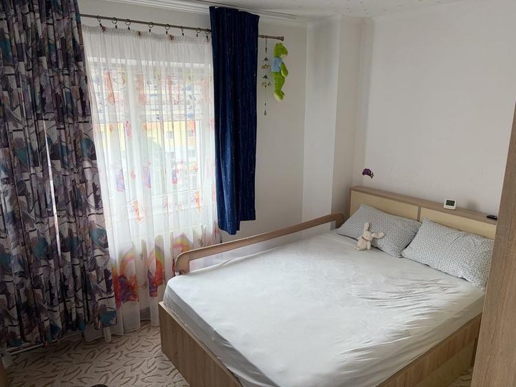 Apartament cu 4 camere decomandat în Ultracentral