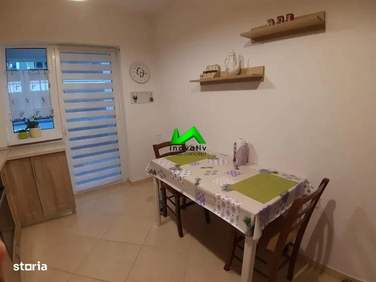 Apartament cu 3 camere decomandat, mobilat în Piața Cluj
