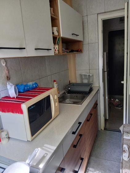 Apartament cu 2 camere semidecomandat în Progresul