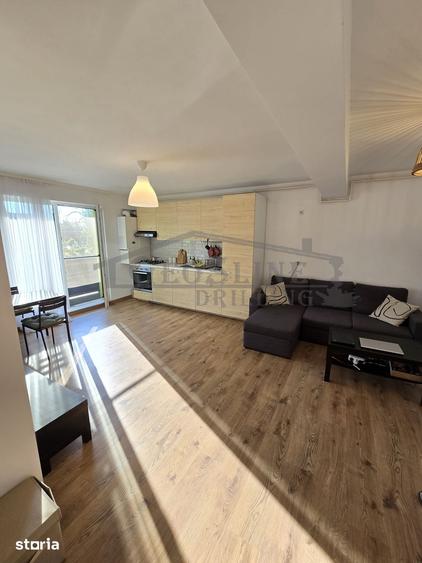 Apartament cu 2 camere decomandat în Dâmbul Rotund