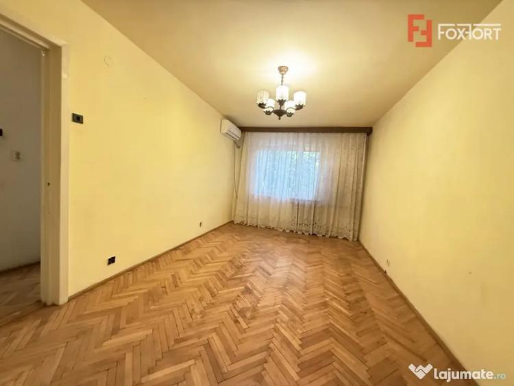 Apartament cu 3 camere semidecomandat în Circumvalațiunii