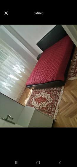 Apartament cu 4 camere decomandat în Eremia