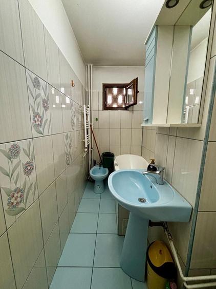 Apartament cu 2 camere nedecomandat în Malu Roșu