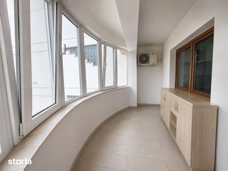 Spațiu comercial, de 297 mp, în Stadion
