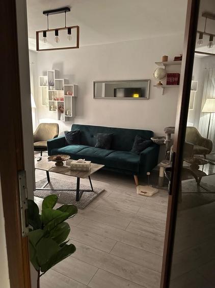 Apartament cu 4 camere în Hunedoara