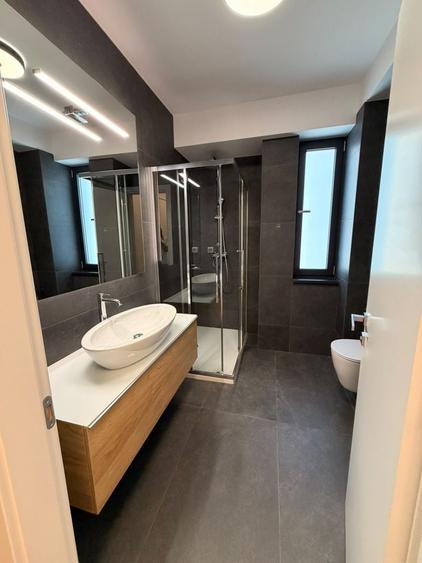 Apartament cu 3 camere, mobilat în Iancu Nicolae