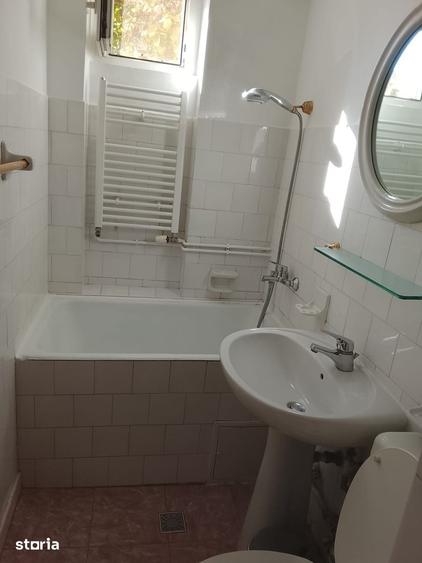 Apartament cu 2 camere decomandat în Complex Studențesc