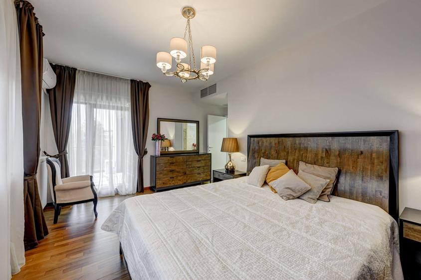 Apartament cu 4 camere decomandat, mobilat în Herăstrău