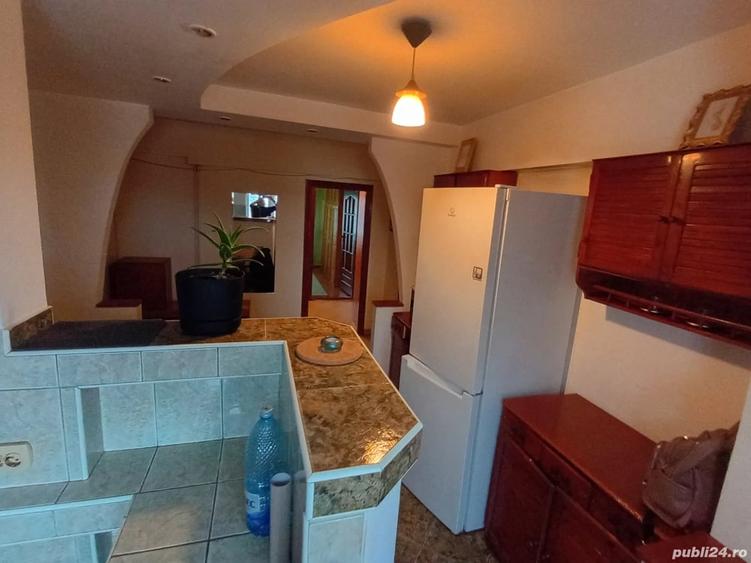 Apartament cu 3 camere decomandat în Lunei