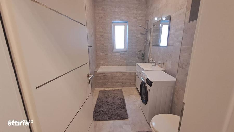 Apartament cu 2 camere, balcon si lift - 1