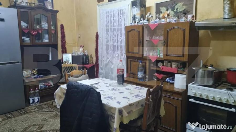 Casă cu 1 camere cu Teren 568 Mp în Central