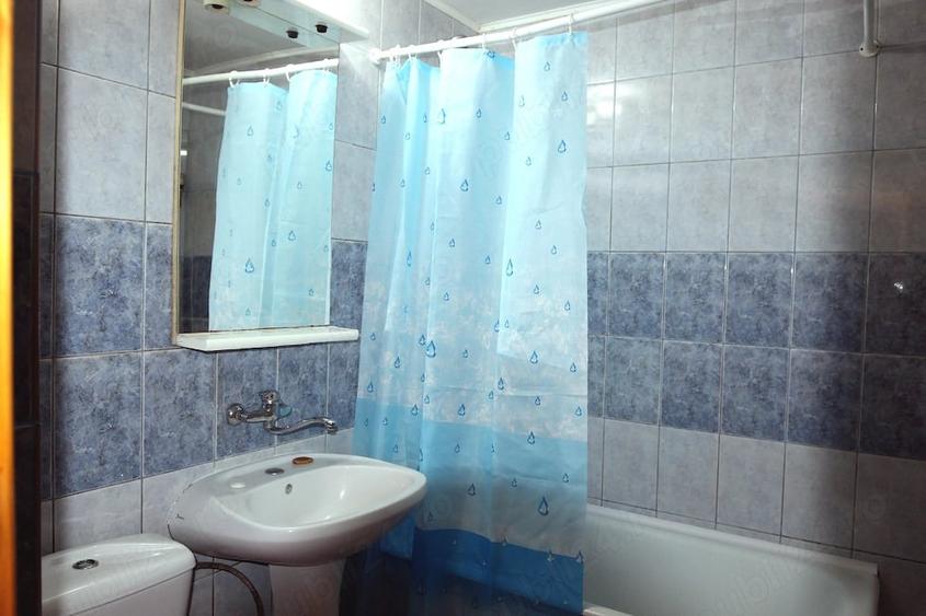 Garsonieră decomandată în Calea Galați