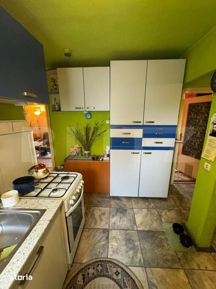 Apartament cu 3 camere în Dâmbu Pietros