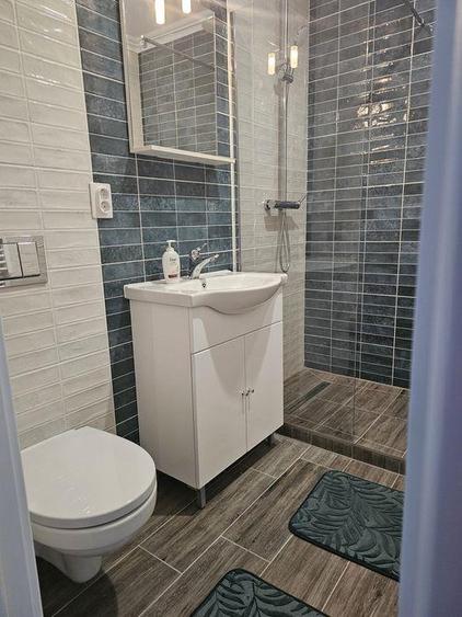 Apartament cu 3 camere decomandat, mobilat în Gară