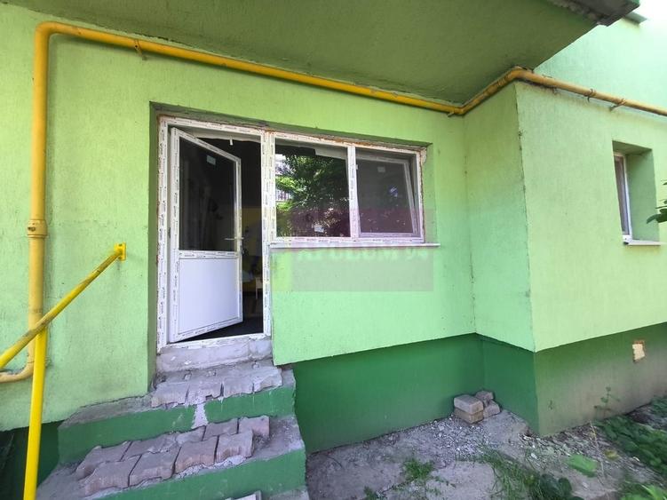 Garsonieră decomandată în 1 Decembrie