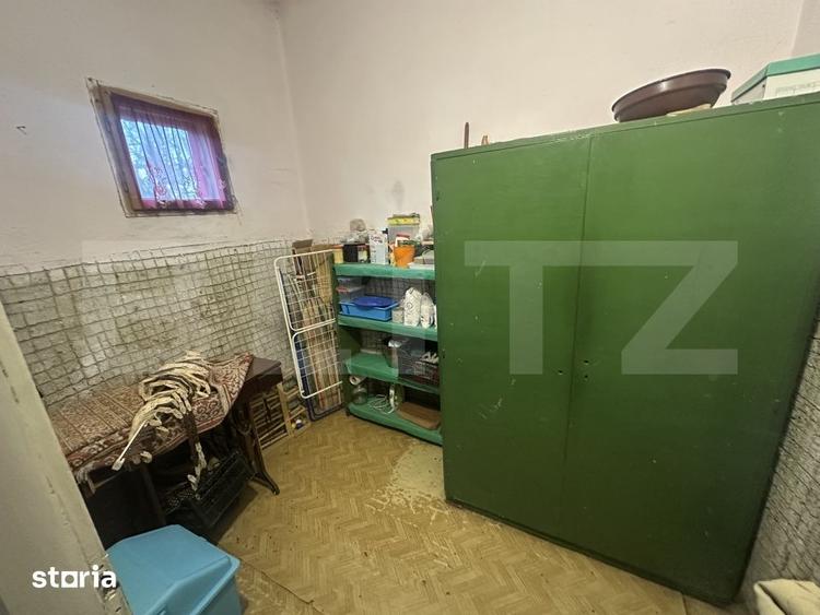Casă cu 4 camere cu Teren 1371 Mp în Păulești