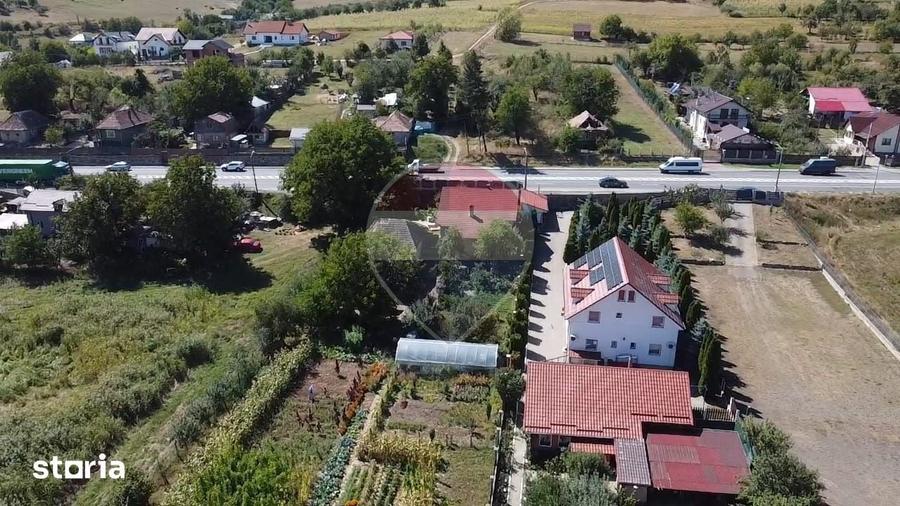 Casă cu 7 camere cu Teren 4431 Mp în Feleacu