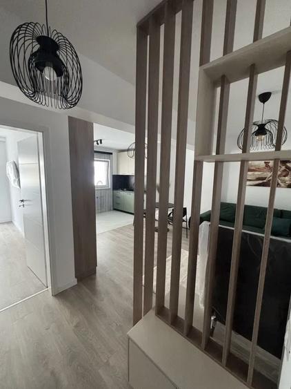 Apartament cu 2 camere decomandat, mobilat în Est