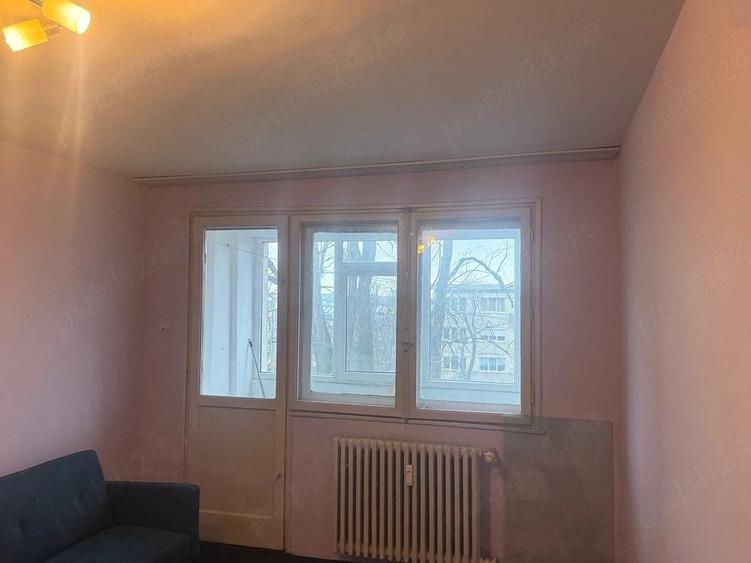Apartament cu 2 camere semidecomandat în Crângași