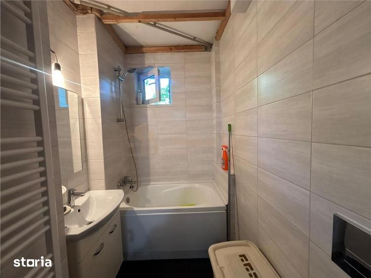 Apartament cu 2 camere decomandat în Valea Roșie