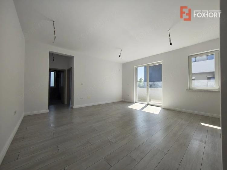 Apartament cu 2 camere decomandat în Giroc