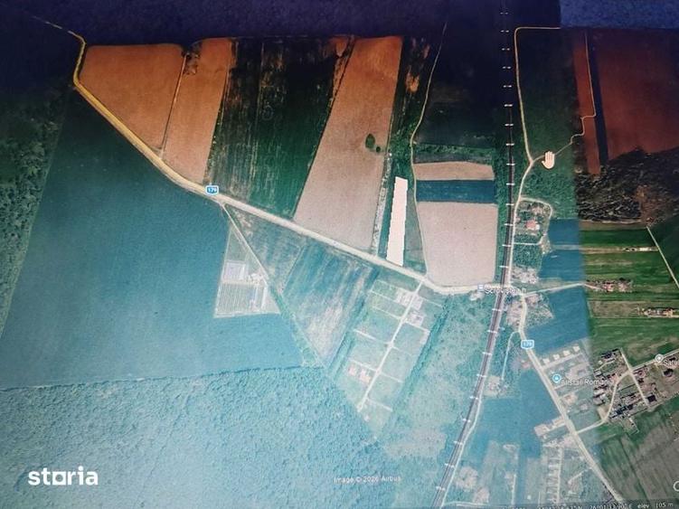 Teren de 7400 mp, în Periș