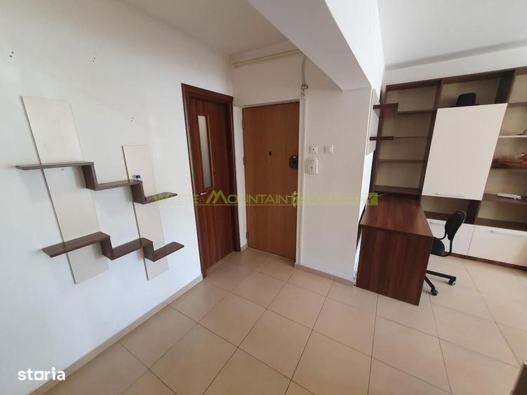 Apartament cu 3 camere decomandat, mobilat în Aviației